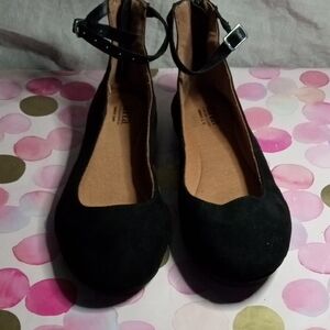 a.n.a Black Ankle Strap Flats